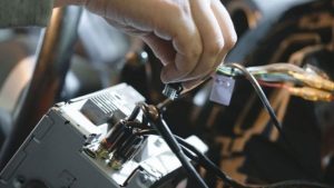 Cómo Conectar un Estéreo de Carro: Guía Rápida