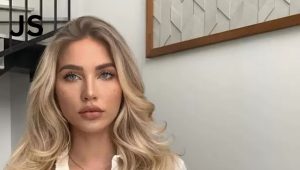 Rosa Maria Ella Es La Hermana De Montserrat Oliver