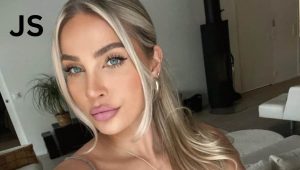 Rosa Maria Ella Es La Hermana De Montserrat Oliver